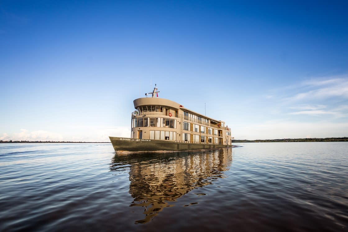 Delfin III River Cruise
