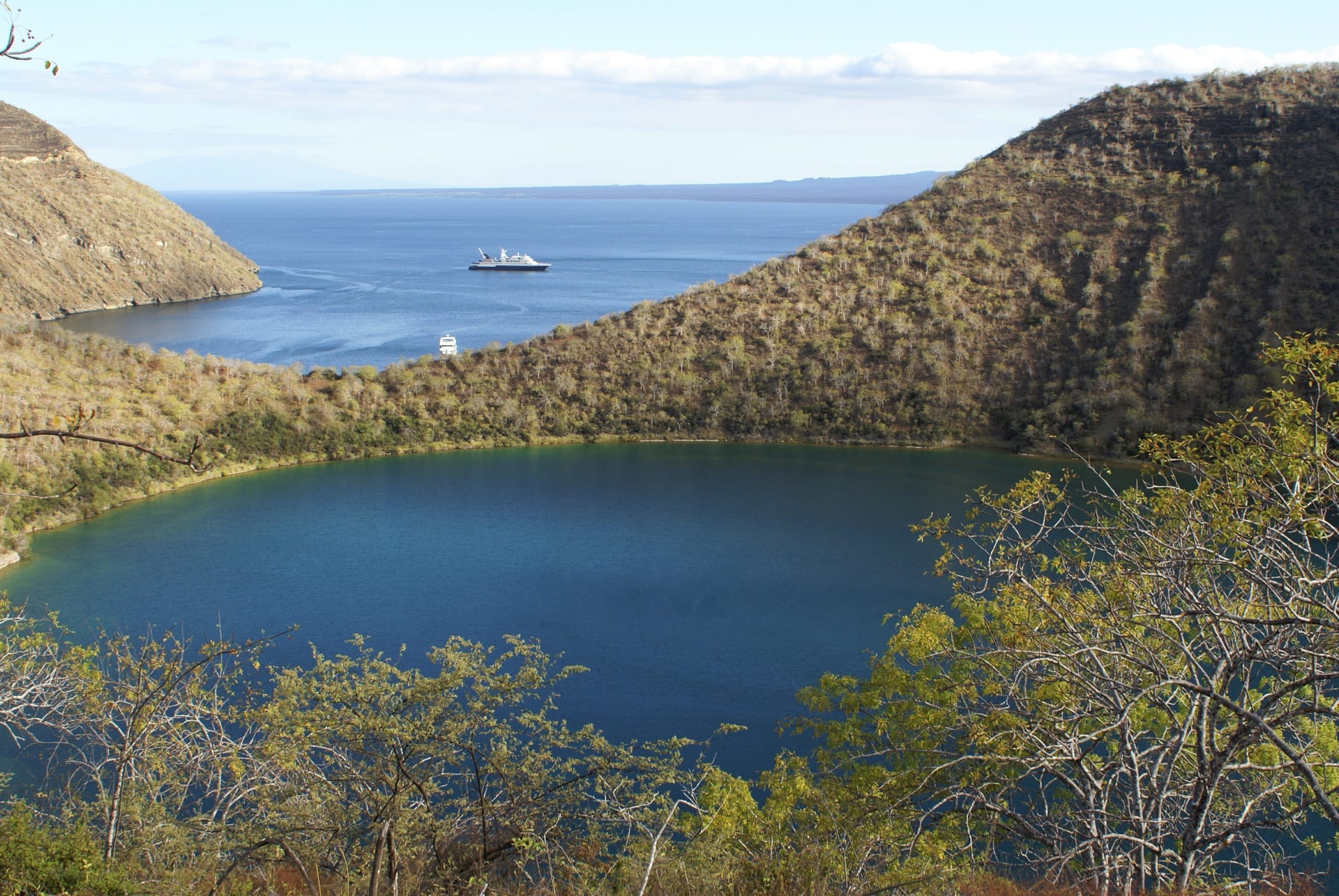 Aqua Mare - East & West Galapagos