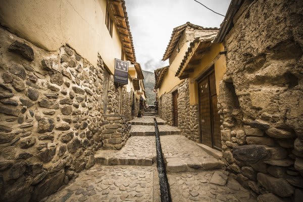 Windy Path Ollantaytambo Peru