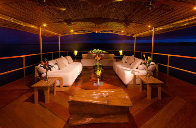 Lounge Night Time Delfin