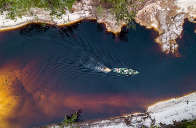 Aerial view of a skiff
