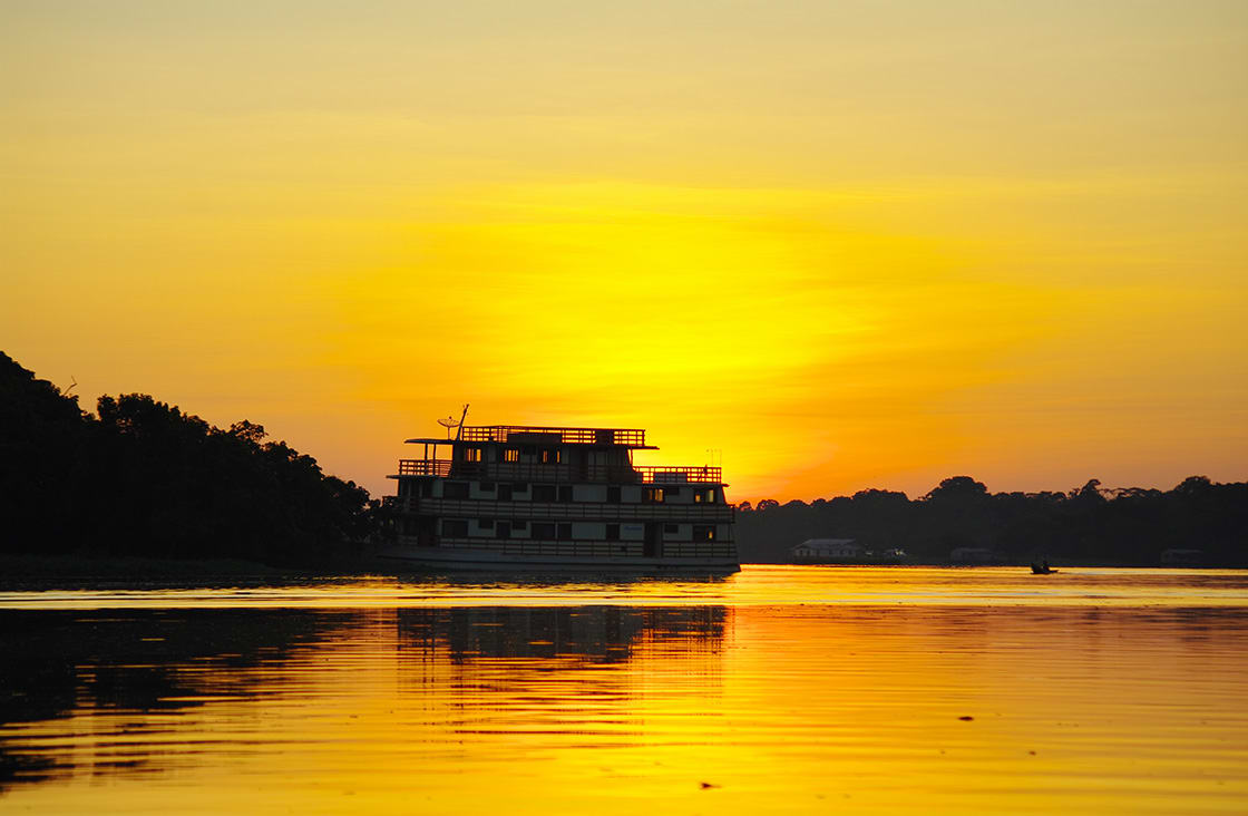 Manaus,,Br,-,Circa,August,2011,-,Cruise,Boat